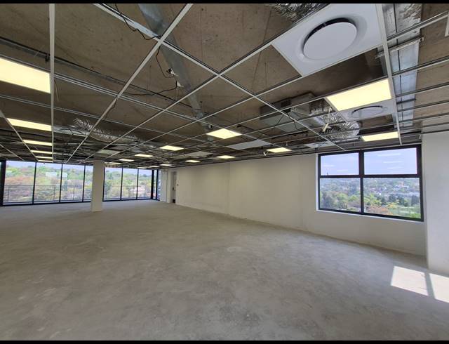 512M² OFFICE TO LET IN GLENADRIENNE EAST
